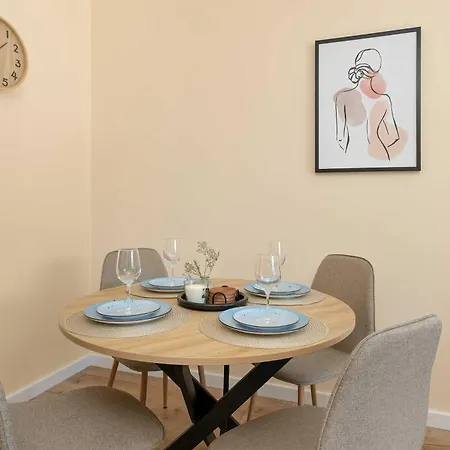 Apartament Komfortowy W Sercu Gdańska Z Miejscem Do Pracy By Renters *